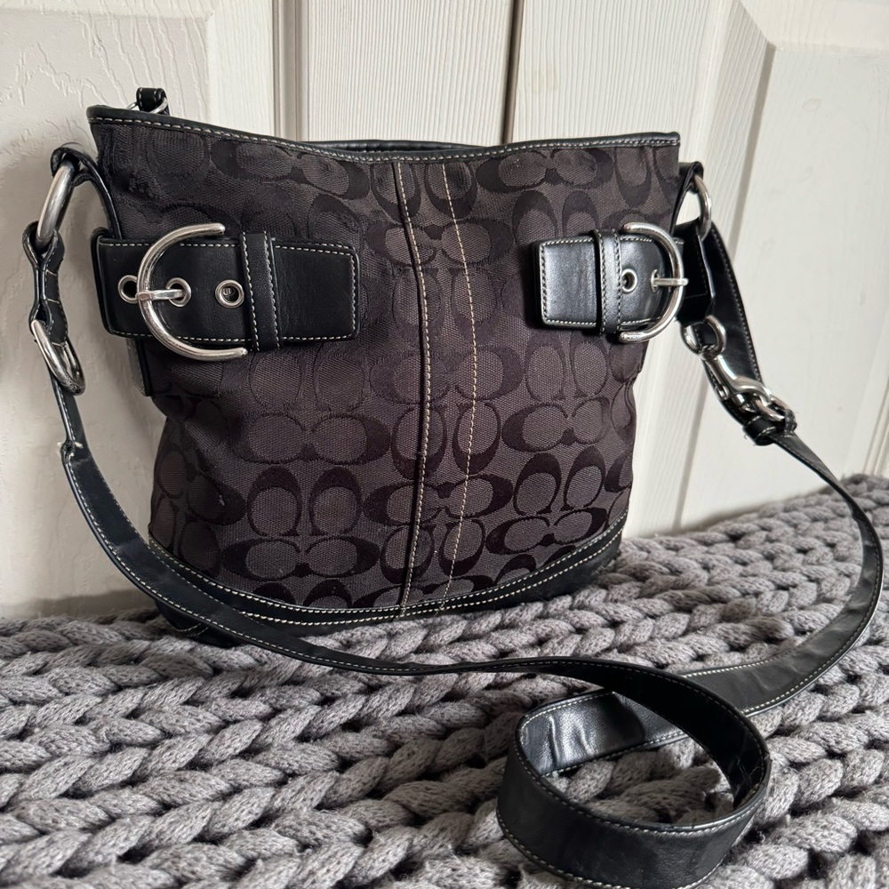 Coach Black Signature crossbody Bag